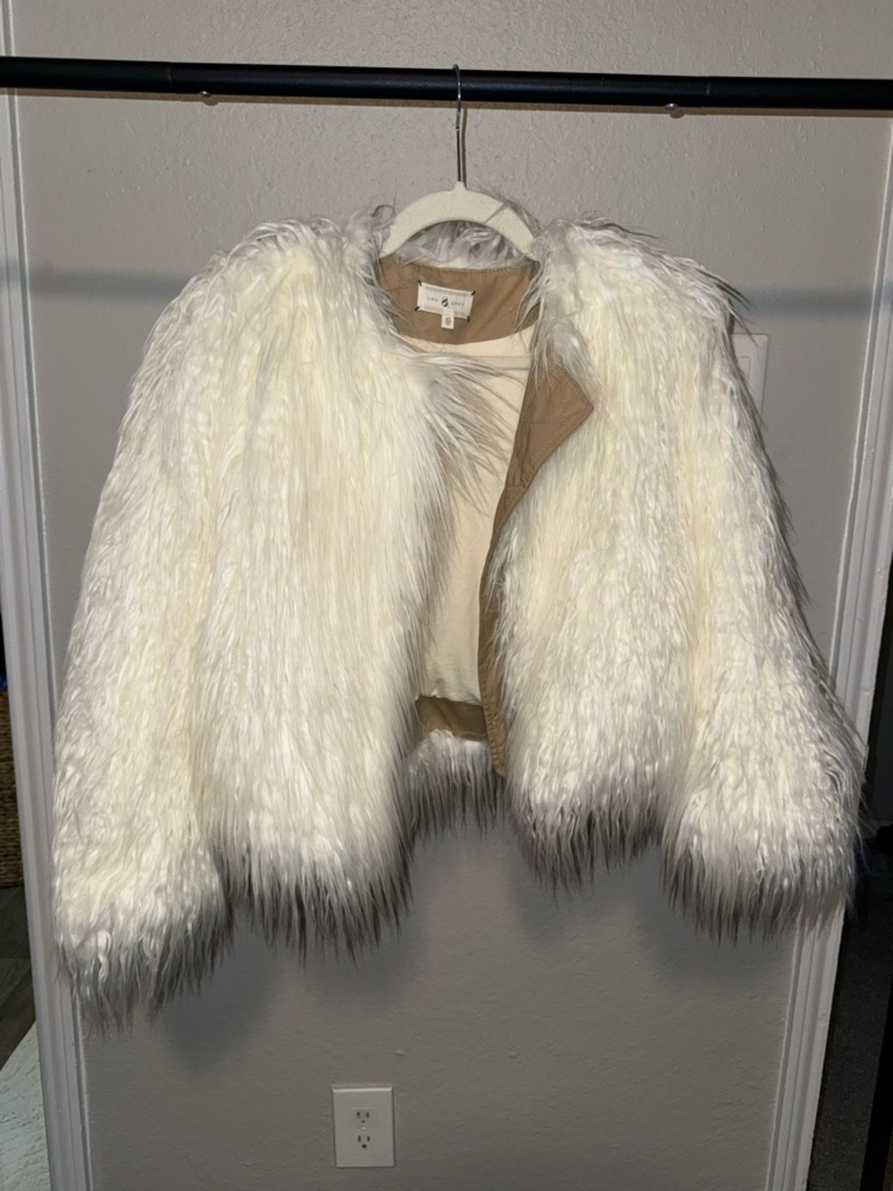 Lou & Grey Ivory Faux Fur Trim Jacket